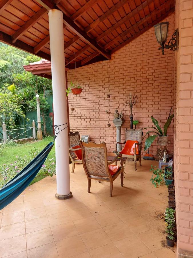Mystique Hideout Hotel Kandy Buitenkant foto