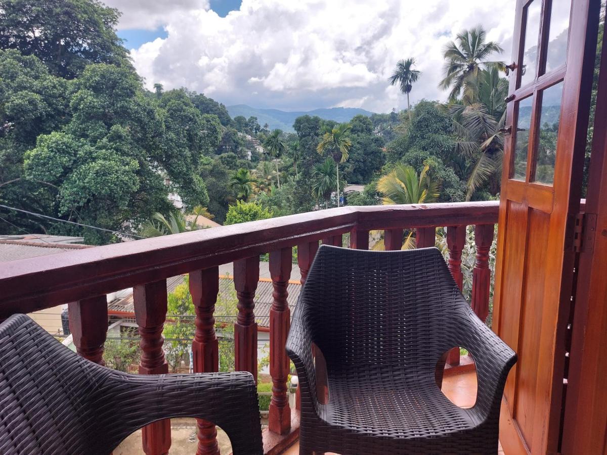 Mystique Hideout Hotel Kandy Buitenkant foto