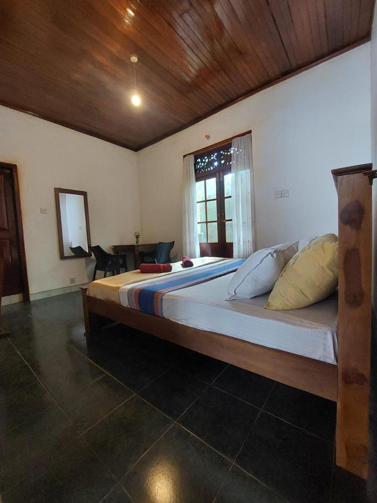 Mystique Hideout Hotel Kandy Buitenkant foto